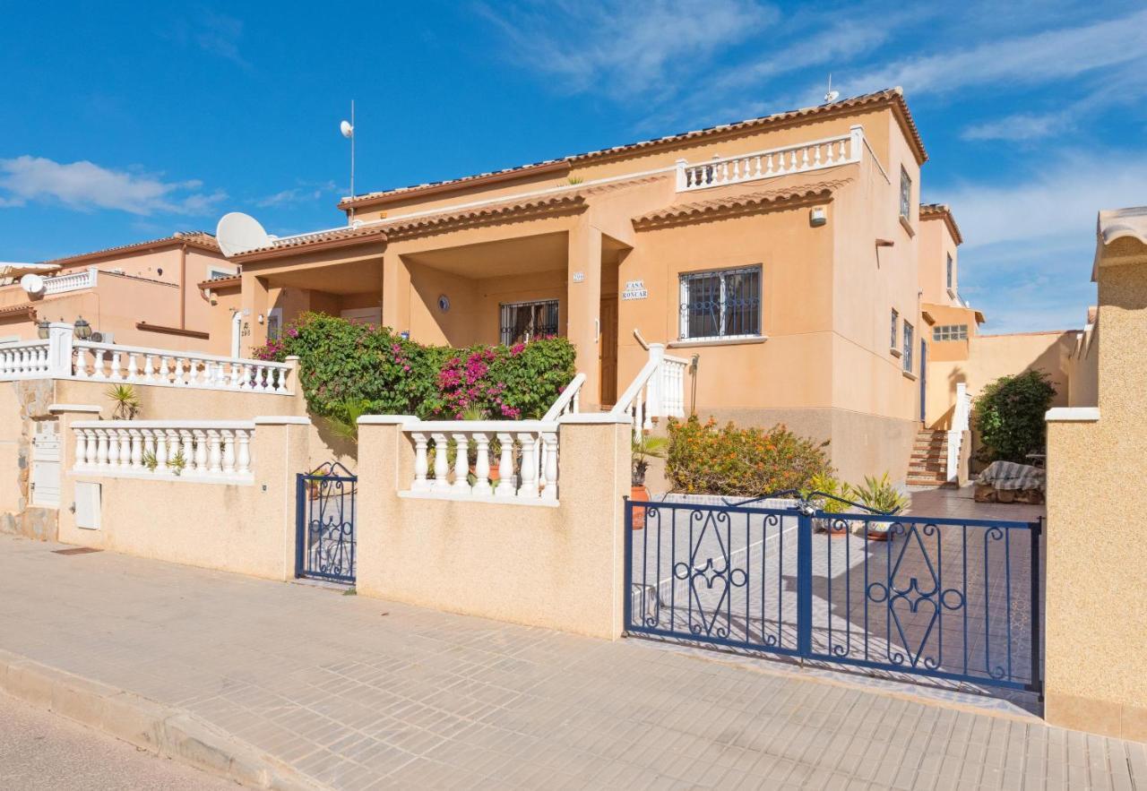 Casa Roncar Holiday home *